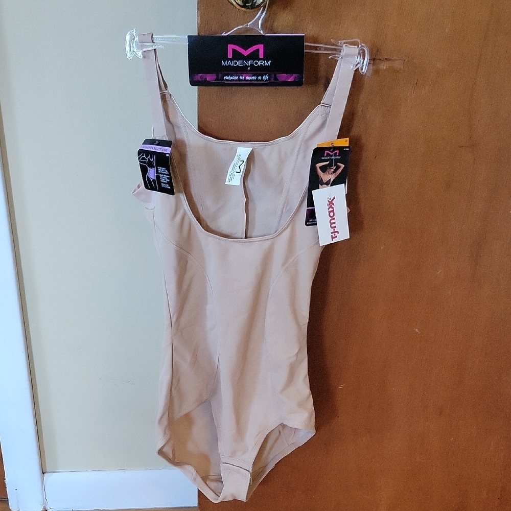Maidenform Shapewear in Nude